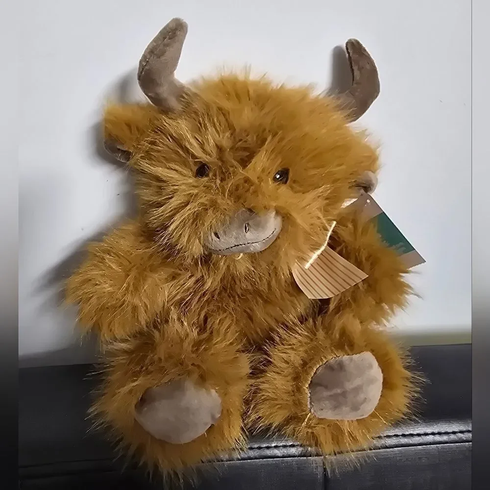 NWT Plush Highland Cow Stuffed Animal – Brown Furry Cuddle Toy